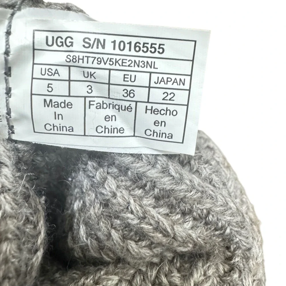 UGG Classic Cardy Knit Gray Boots Women's Size 5 Style 1016555‎